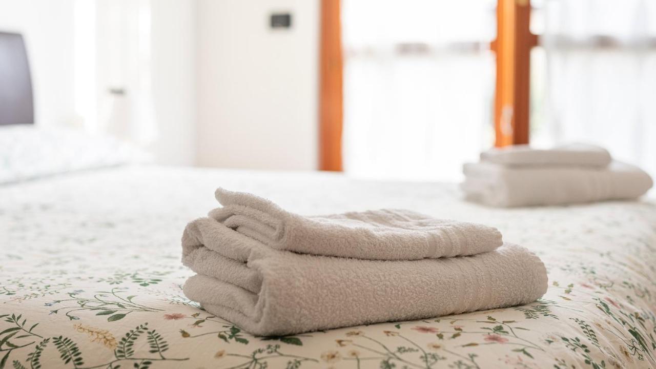 Casty Sweet Home - Parcheggio Privato Gratuito มิลาน ภายนอก รูปภาพ