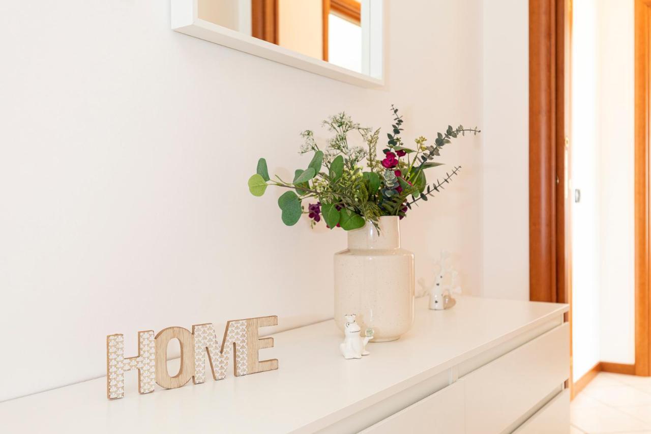 Casty Sweet Home - Parcheggio Privato Gratuito มิลาน ภายนอก รูปภาพ